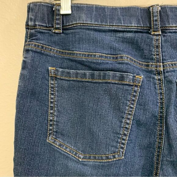 Croft & Barrow Shorts Women’s Sz 10 Blue Classic Fit Stretch High Rise 6” Inseam - Picture 5 of 13